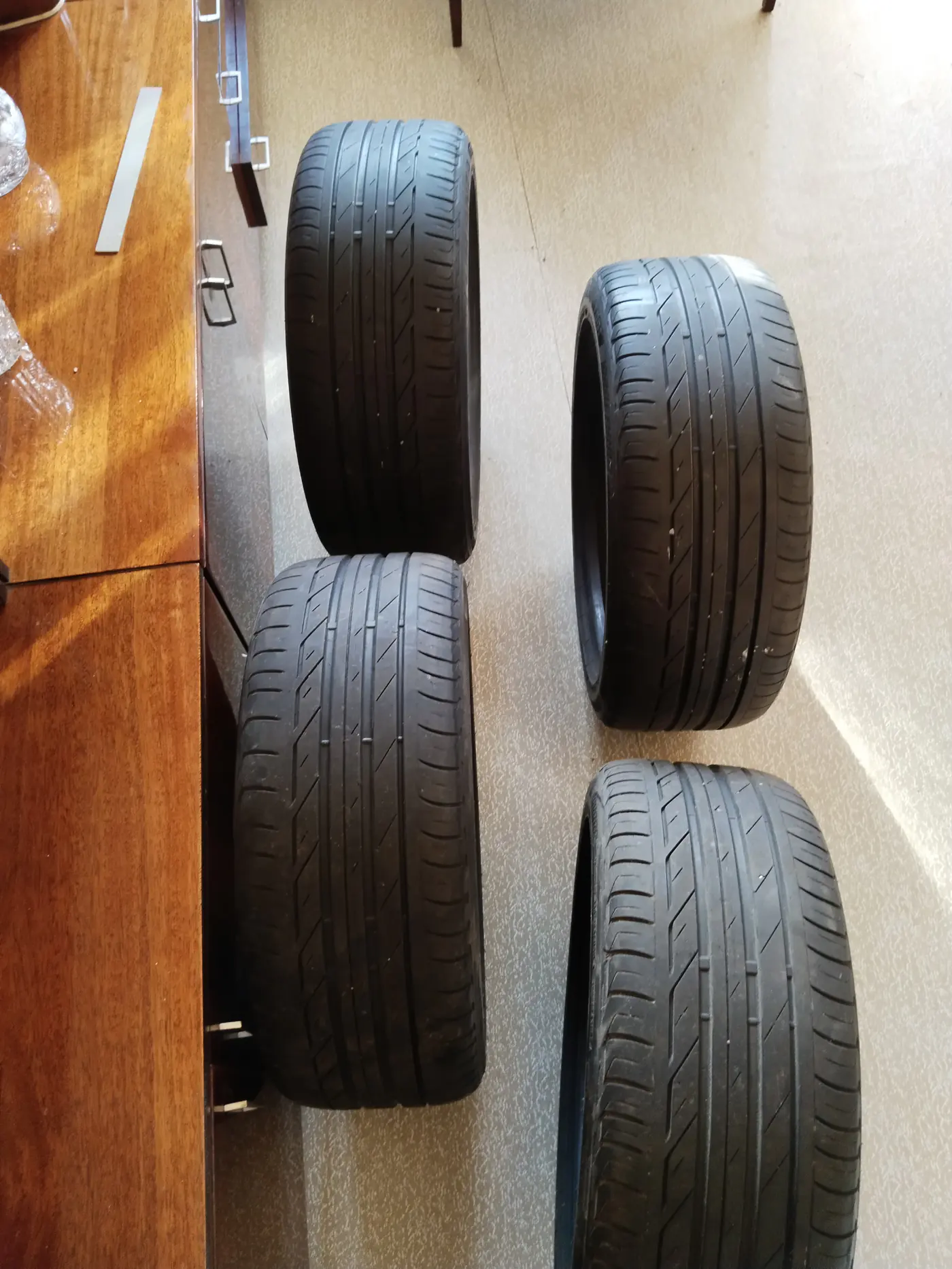 R17 225 45 Bridgestone Turanza