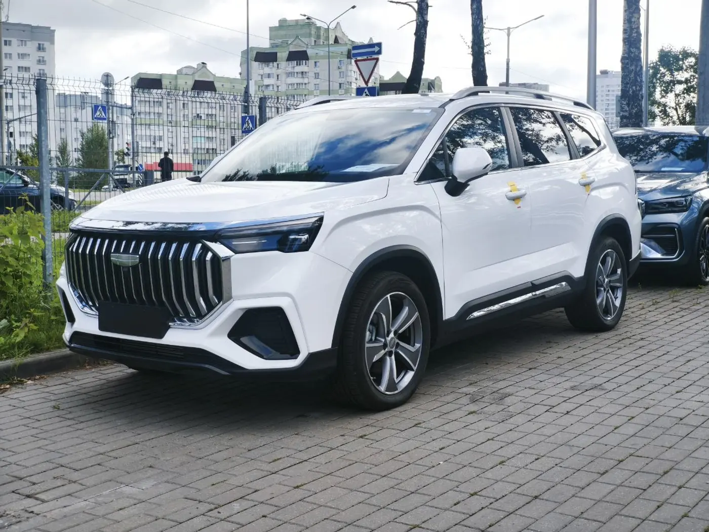 Geely Haoyue L I, 2025