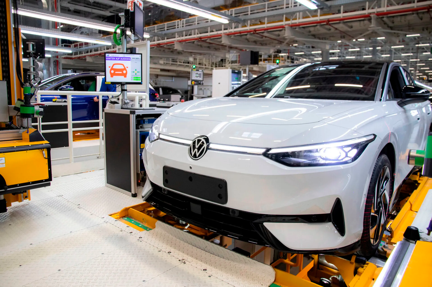 Четыре завода и 50 тысяч сотрудников: Volkswagen начал болезненную перестройку