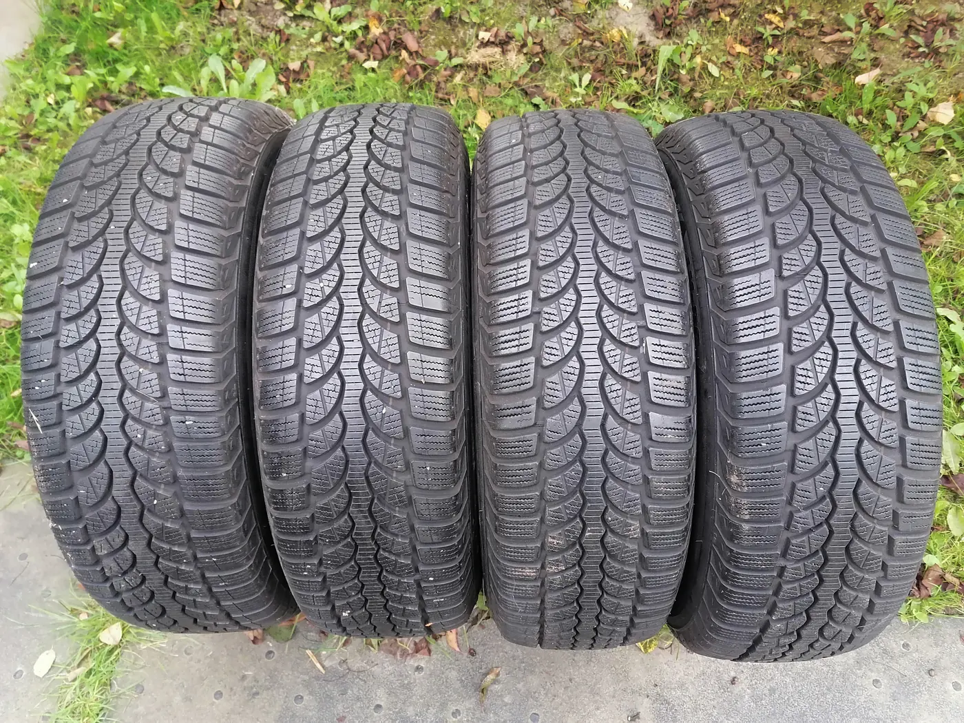 R16 215 65 Bridgestone Blizzak LM-80