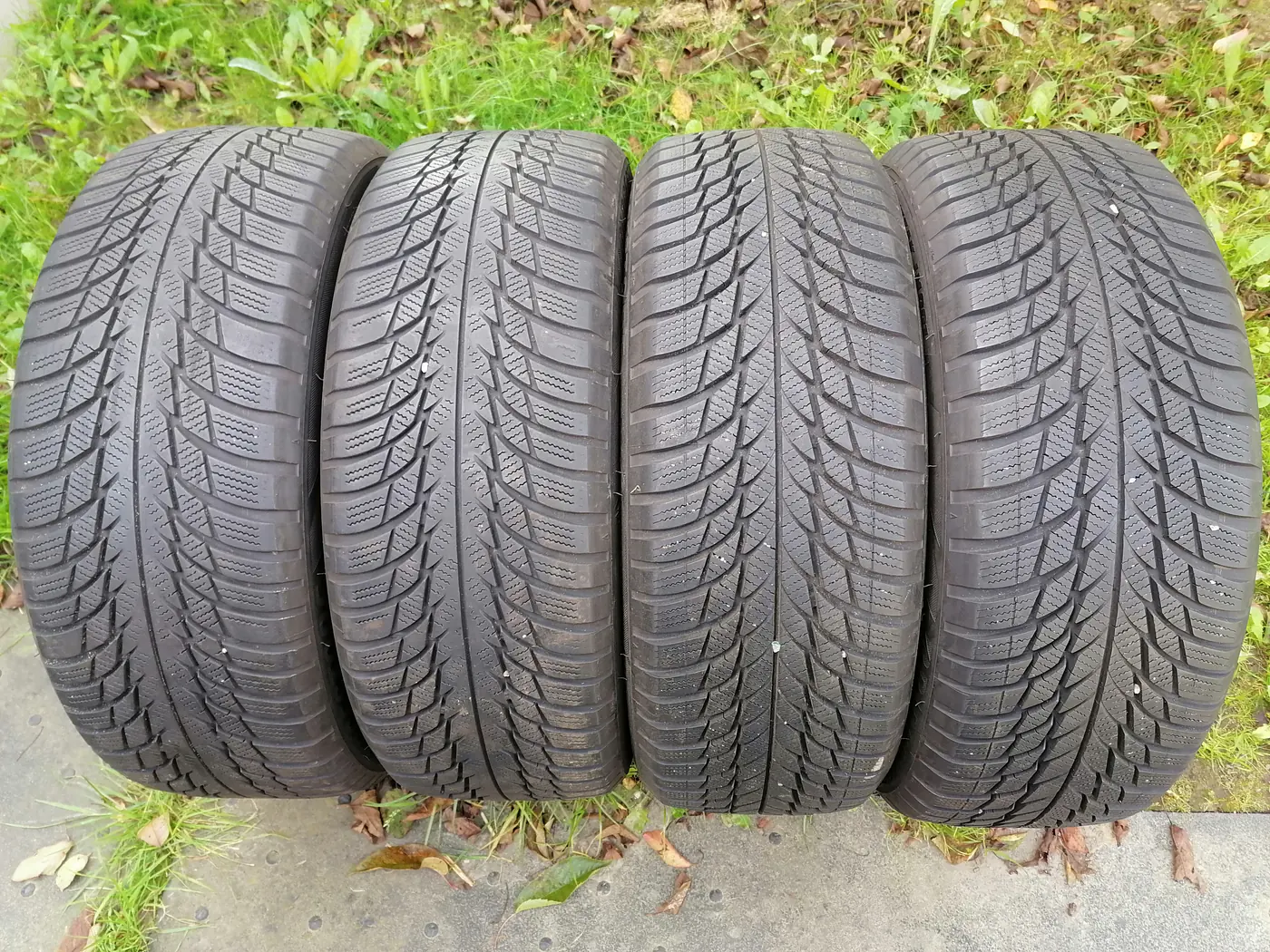 R16 195 55 Bridgestone Blizzak LM001