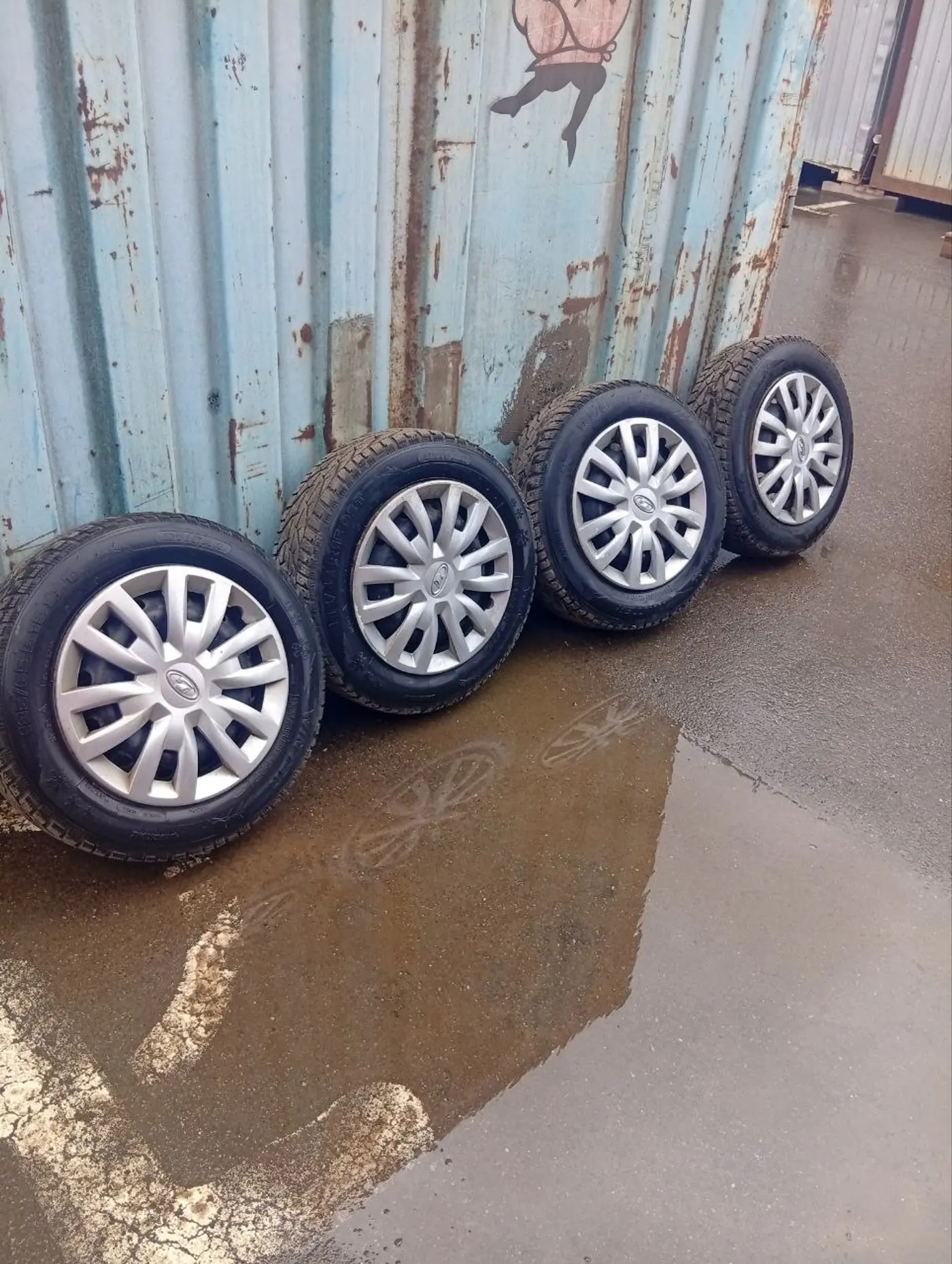 R15 185 65 Tigar LADA