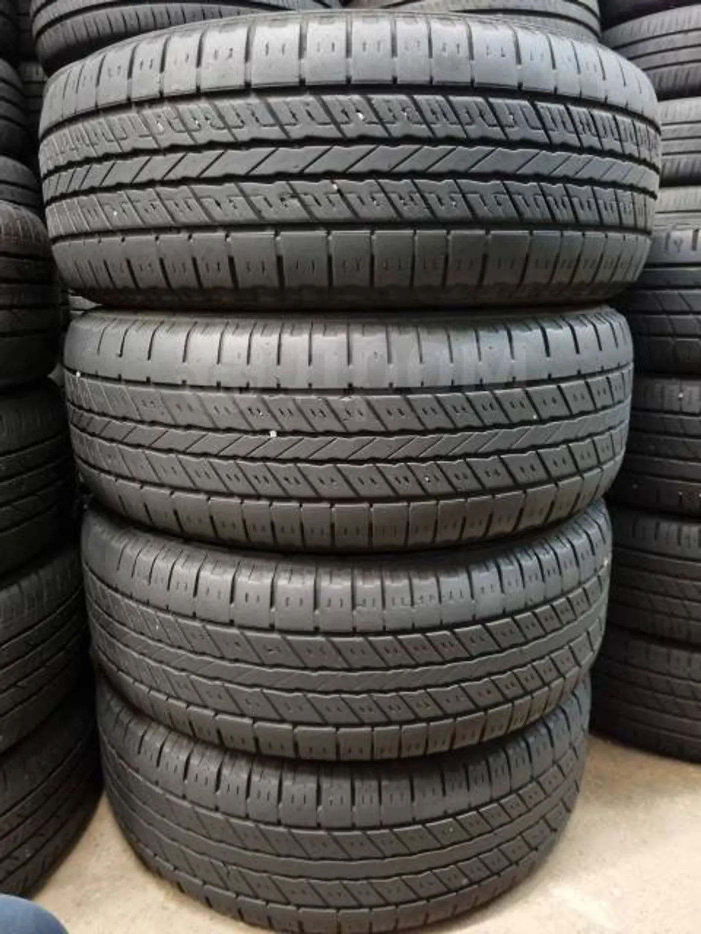 R17 235 65 Hankook DynaPro H/P