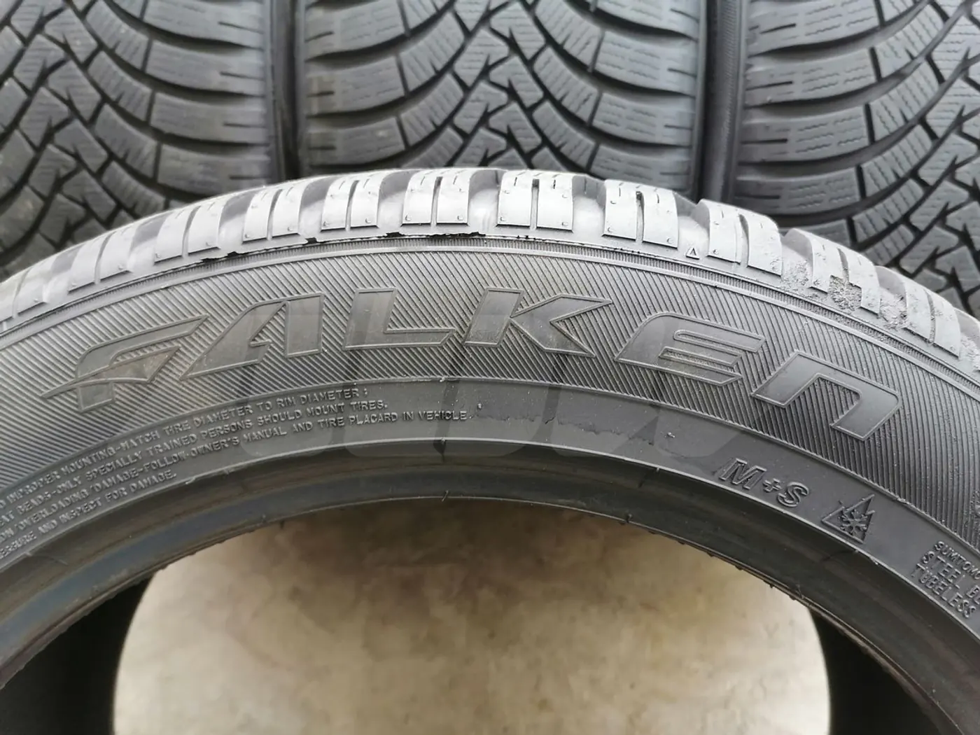 R19 275 45 Falken Eurowinter HS01 SUV