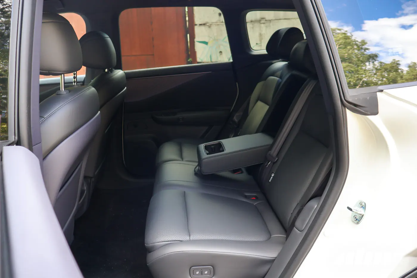 Music box: тест-драйв Nissan NX8