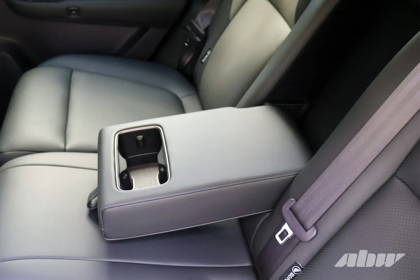 Music box: тест-драйв Nissan NX8