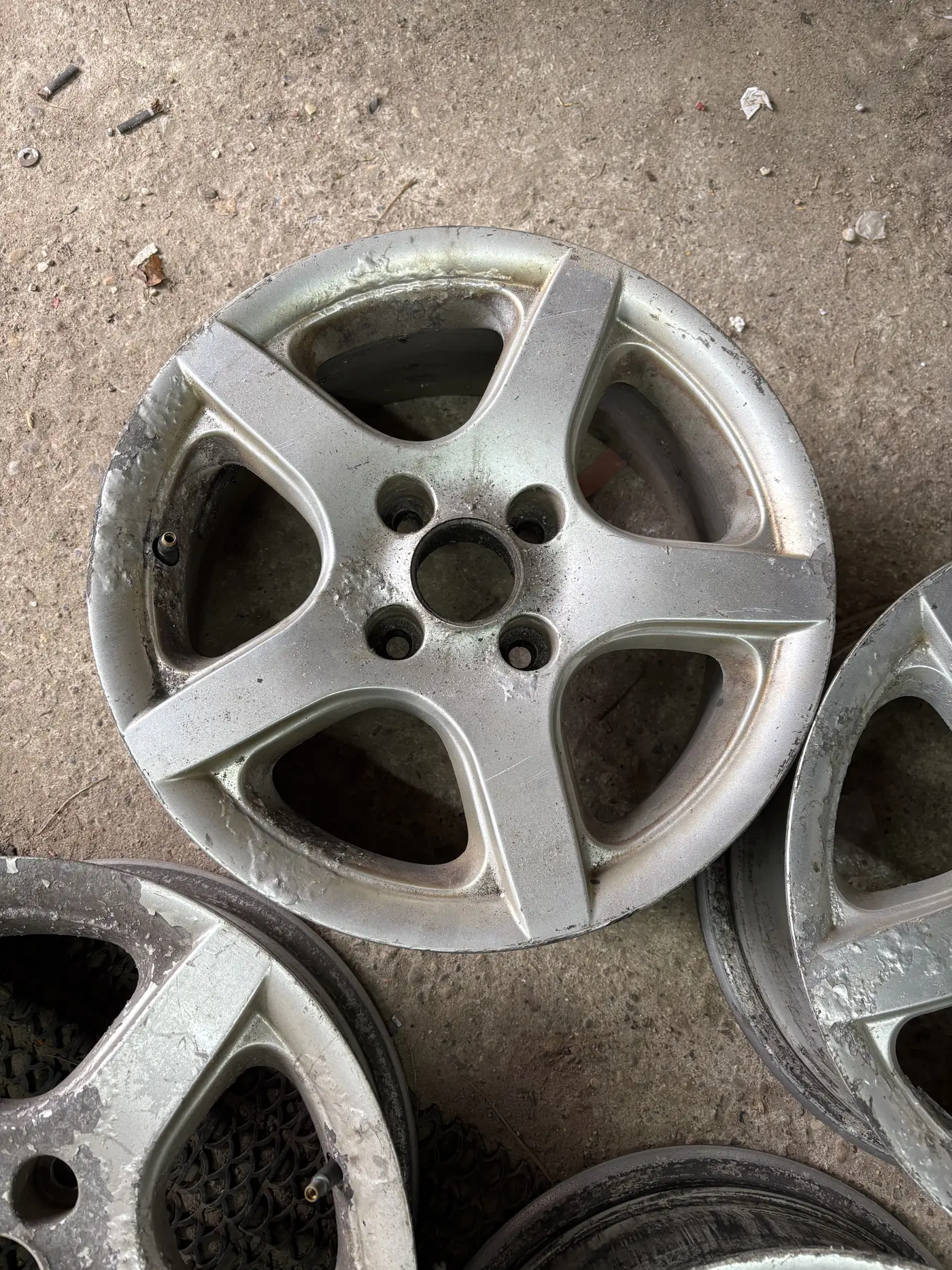 6.5xR15 4 108 ET24 DIA65.1 к Citroen C5