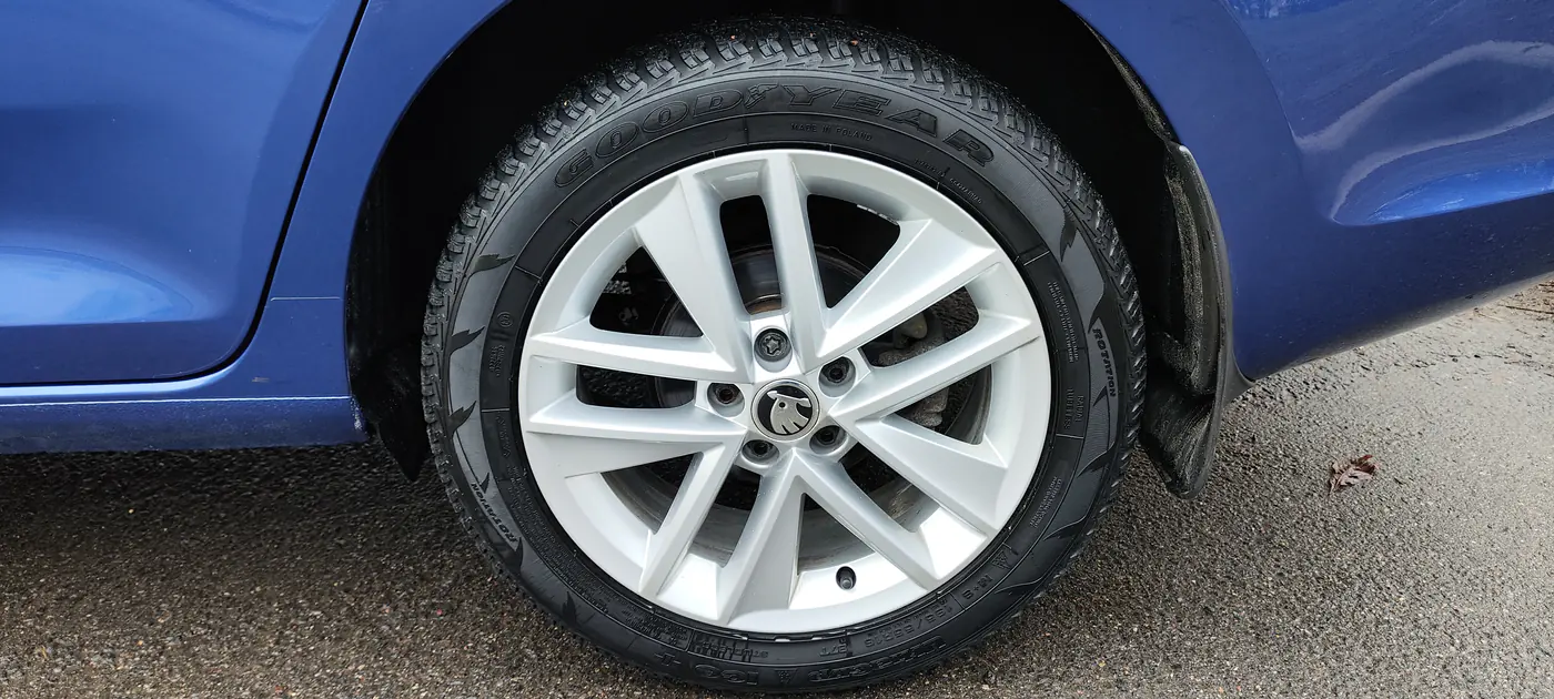 7xR16 1 100 ET46 DIA57.1 к Skoda Rapid