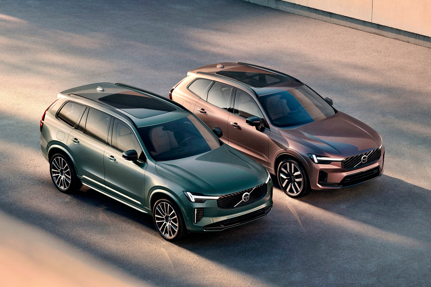Volvo показала обновленные XC60 и XC90: меньше топлива, больше электричества