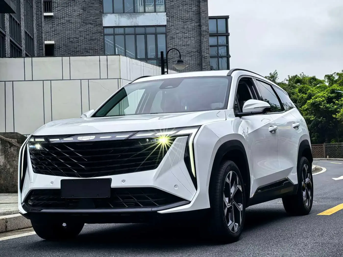 Geely Atlas II, 2023