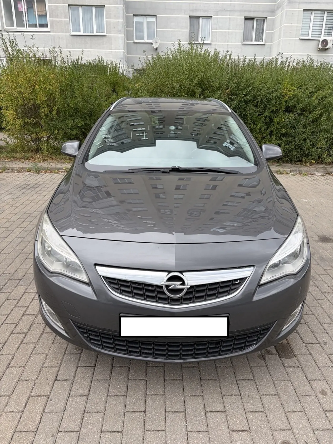 Opel Astra J, 2011