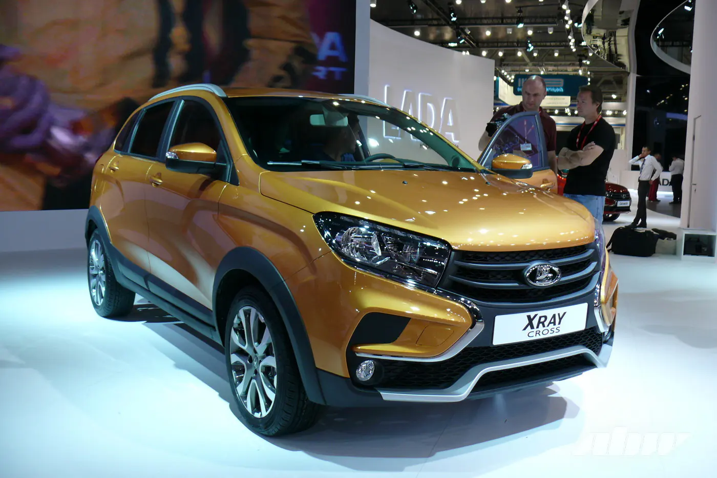 «Азимут» пошел: первые подробности о серийном кроссовере LADA на платформе Vesta