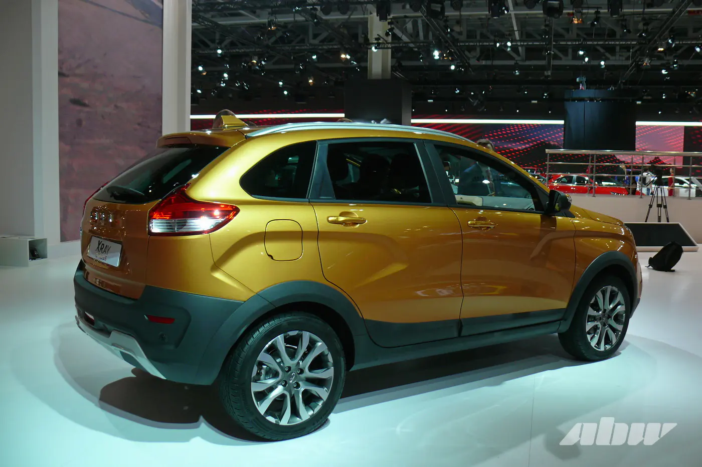 «Азимут» пошел: первые подробности о серийном кроссовере LADA на платформе Vesta