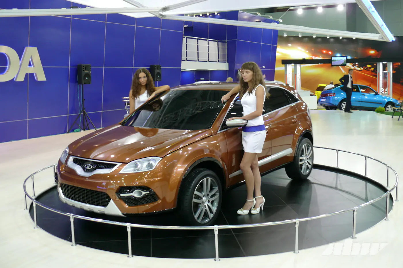 «Азимут» пошел: первые подробности о серийном кроссовере LADA на платформе Vesta