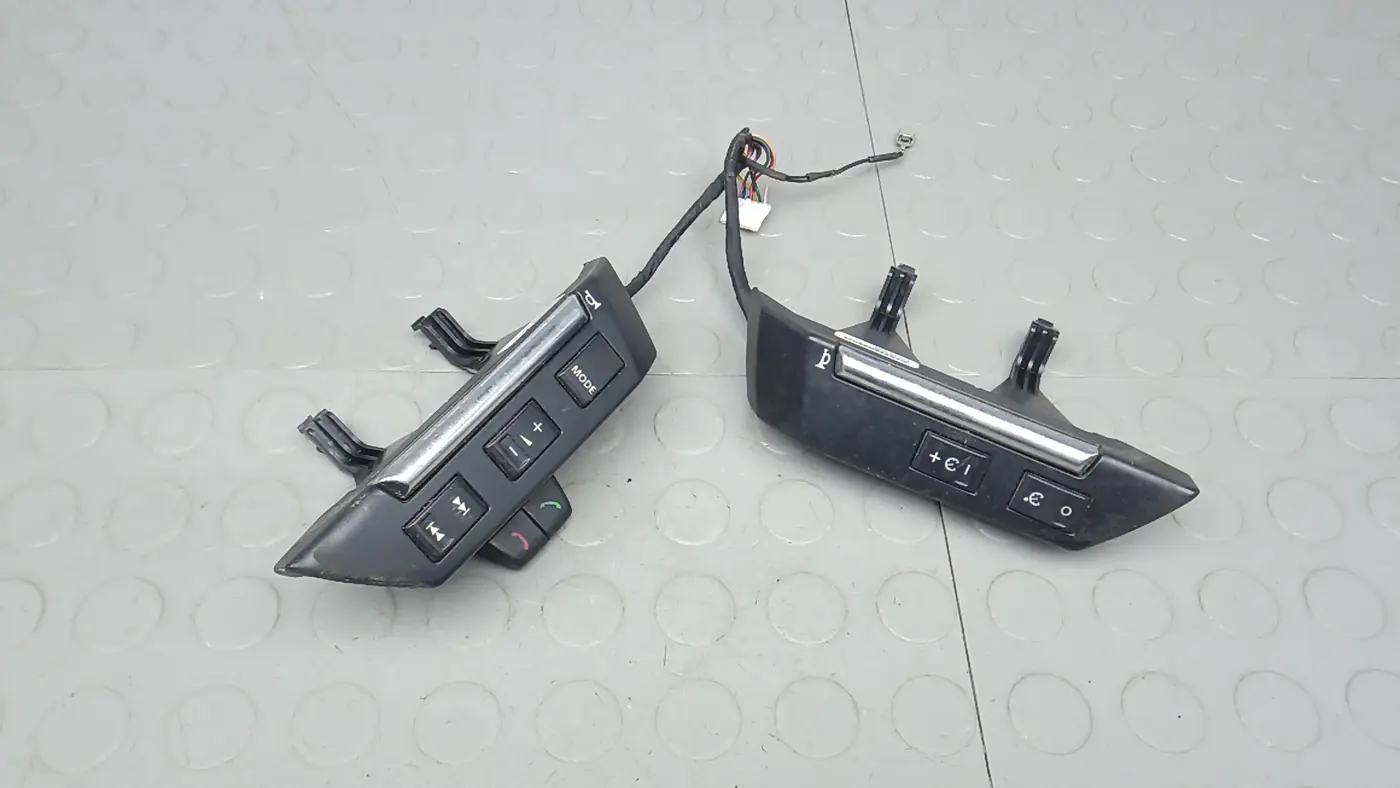 Кнопки руля к Land Rover Freelander 2011
