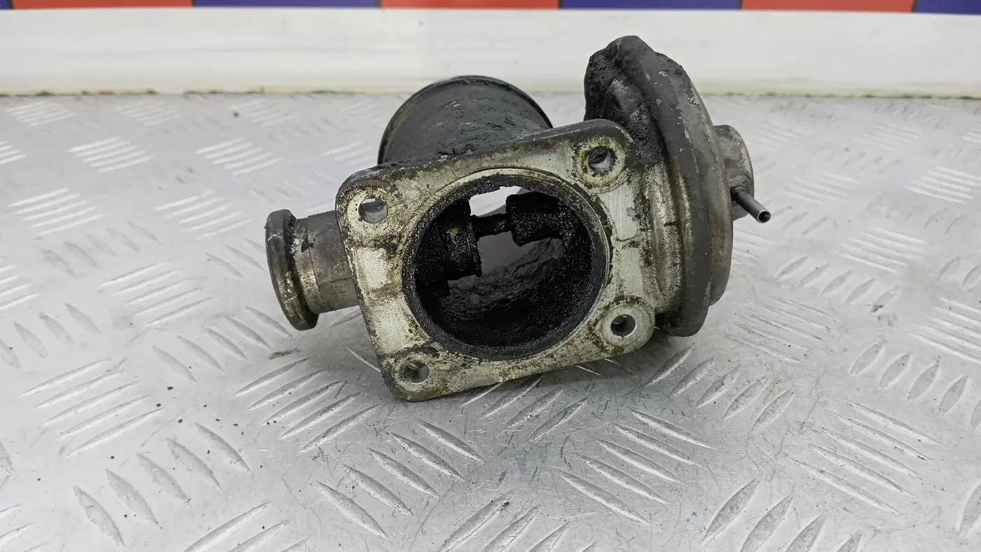 Клапан EGR к BMW X5 2005