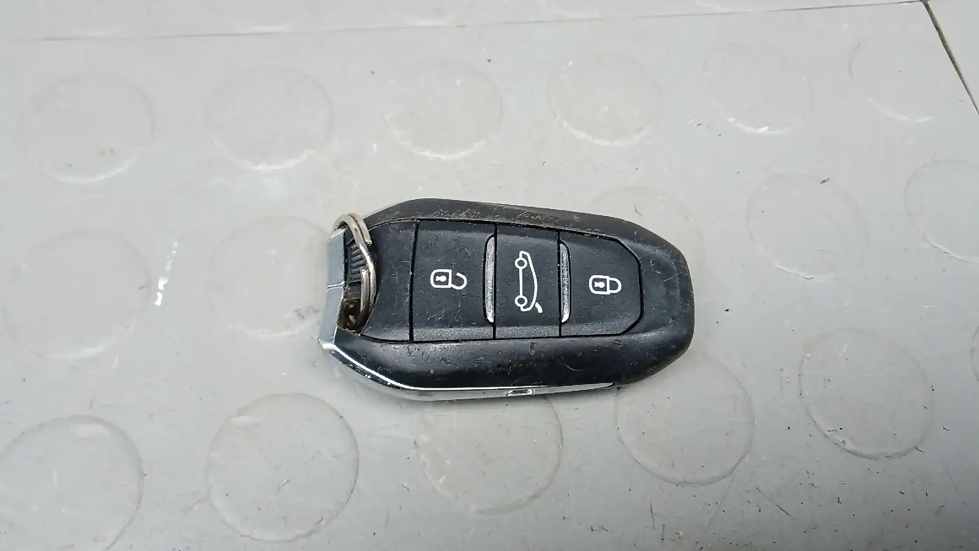 Ключ-карта к Citroen C4 Picasso 2015