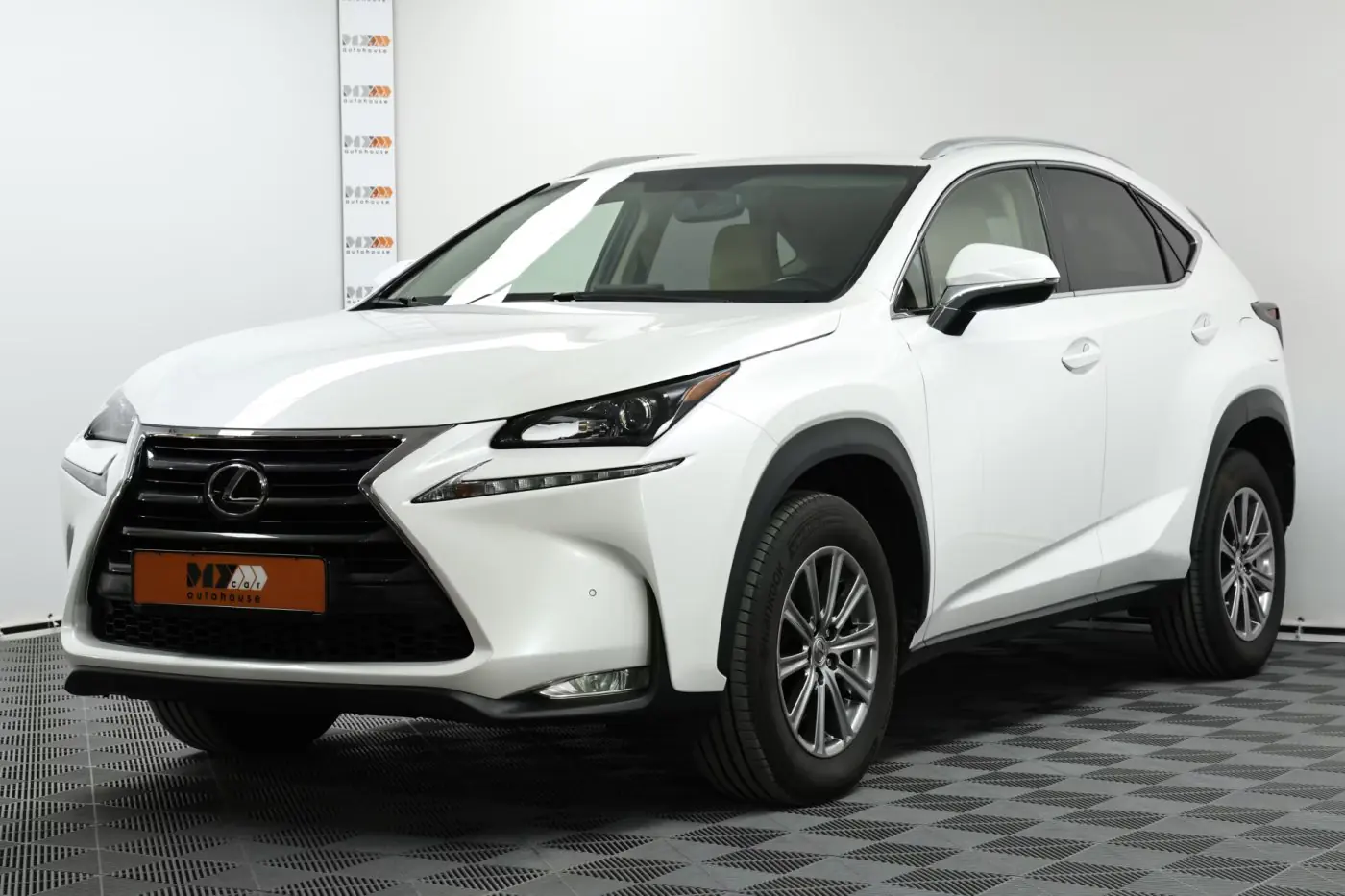 Lexus NX I, 2017