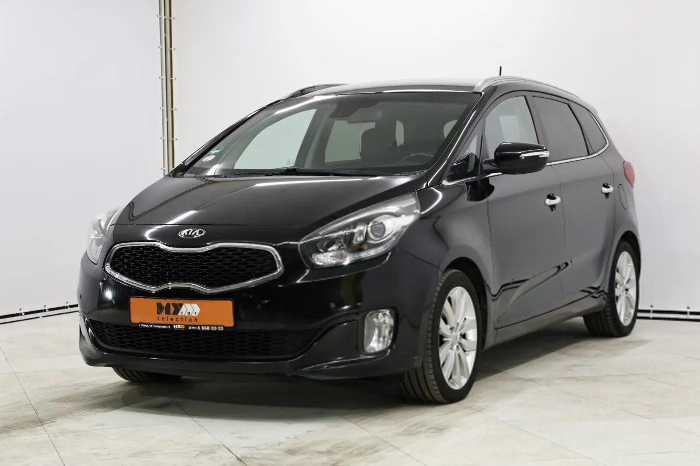 Kia Carens III (RP), 2013