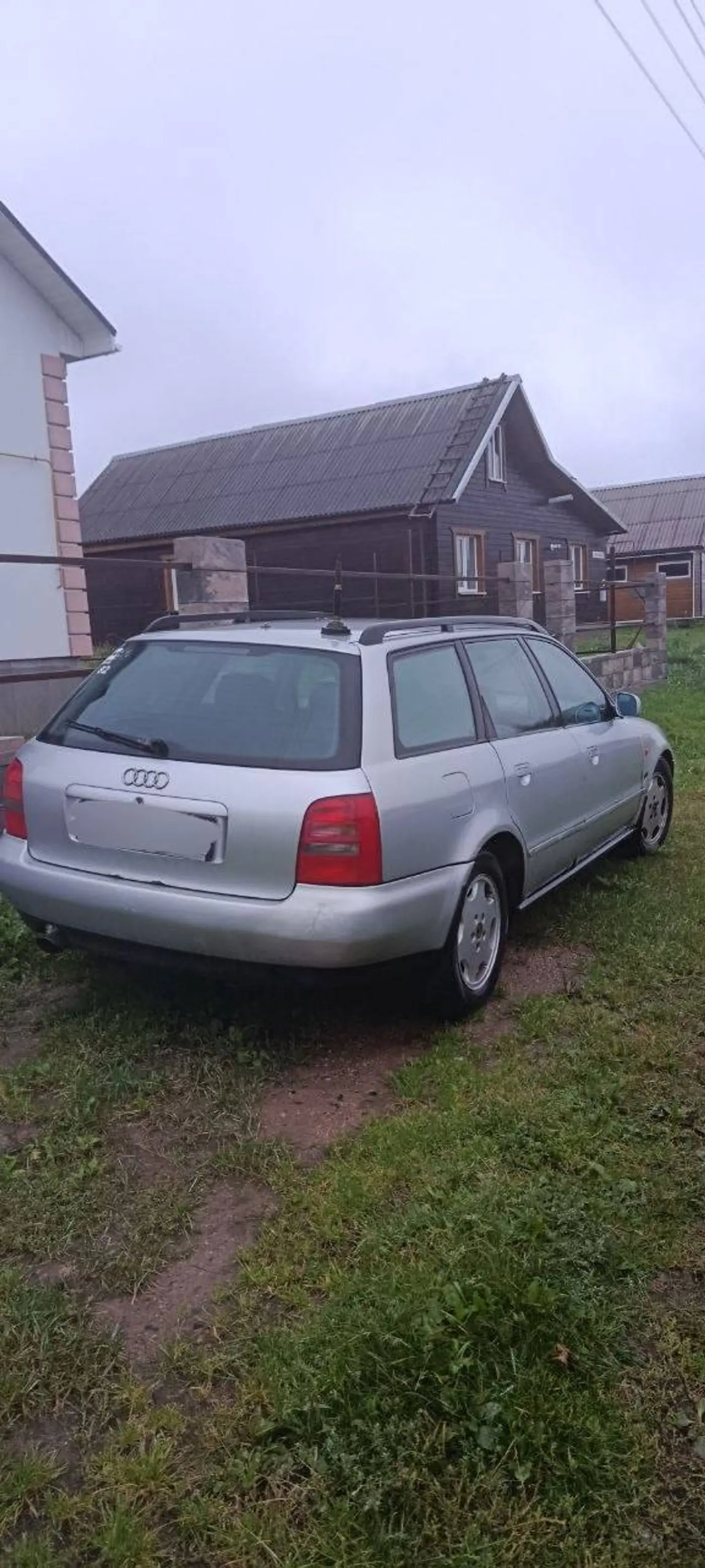 Audi A4 I (B5), 1996