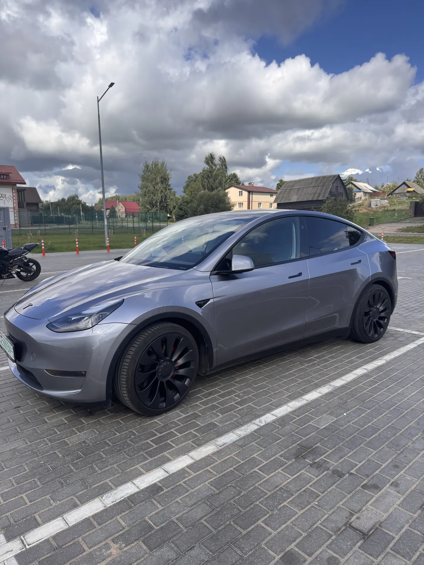 Tesla Model Y I, 2024