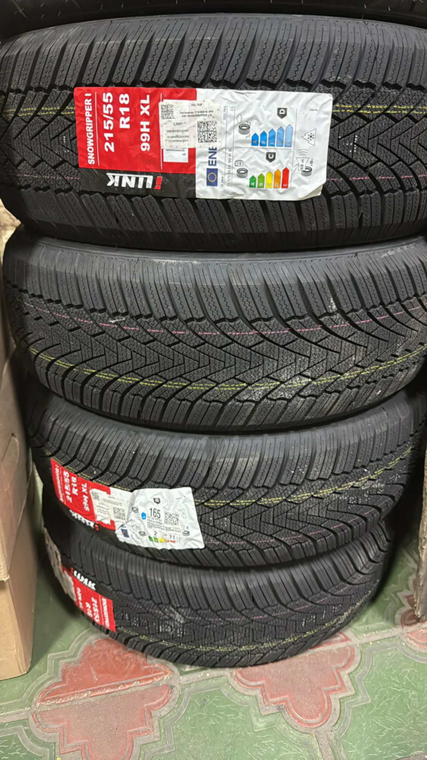R18 215 55 Ilink 215/55R18 99H SNOWGRIPPER I  iLINK