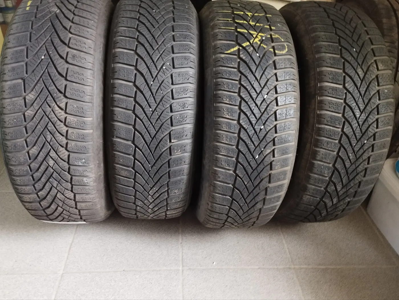 R16 195 55 Falken Eurowinter HS02
