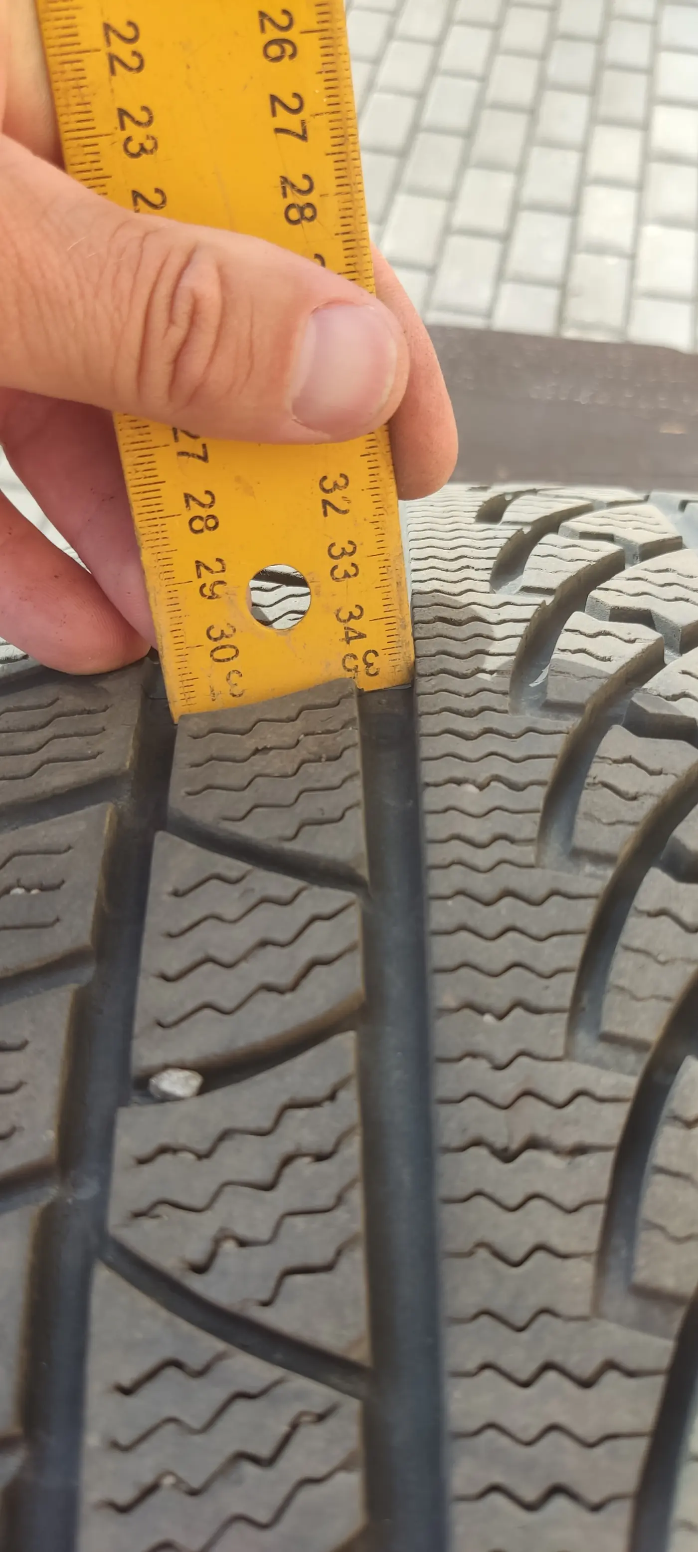 R16 215 45 Petlas бу
